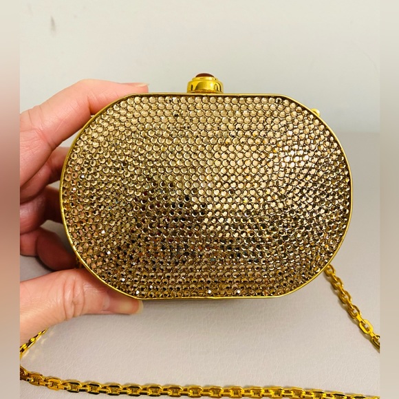 <SOLD> Authentic Judith Leiber mini clutch - Picture 2 of 12